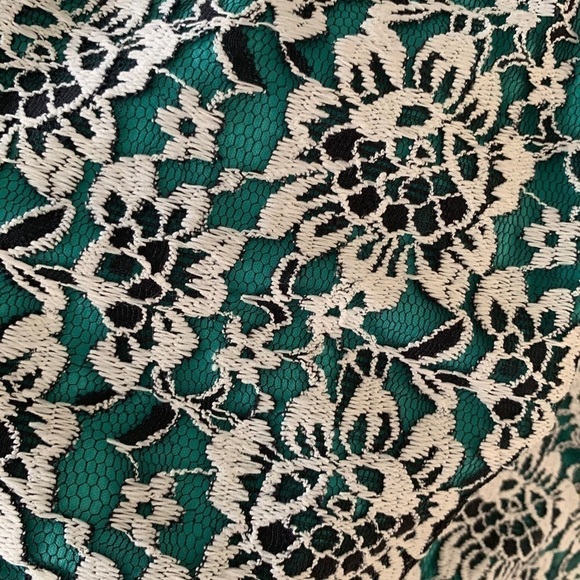 Madison Leigh Green and white Dreas Size 12 #224 - Picture 4 of 10